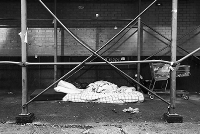 Homeless : Street Life : New York : Personal Photo Projects : Photos : Richard Moore : Photographer